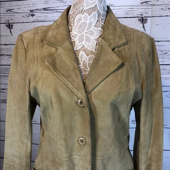 Urban Vibe suede jacket / coat Button up blazer style jacket.
